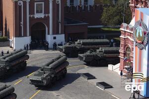 Влада РФ не збирається скасовувати парад Перемоги