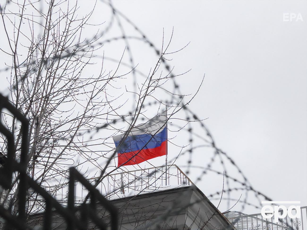 Желающие покинуть Украину должны оставить свои данные&nbsp;в консульском отделе посольства РФ или в консульствах в регионах