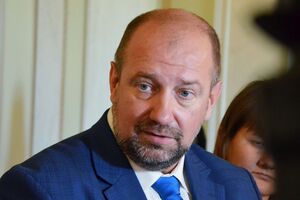 Мельничука задержали по запросу РФ