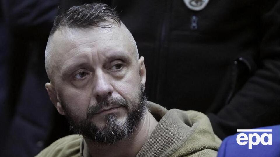 За версією слідчих, Антоненко закладав вибухівку під автомобіль Шеремета