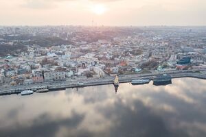 Среднемесячная температура февраля в Киеве составляла +2,5 °С, что на 6,7 °С выше климатической нормы