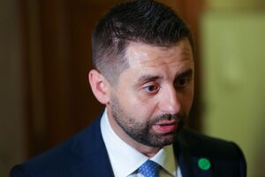Арахамія вважає, що нова посада посилила б уряд