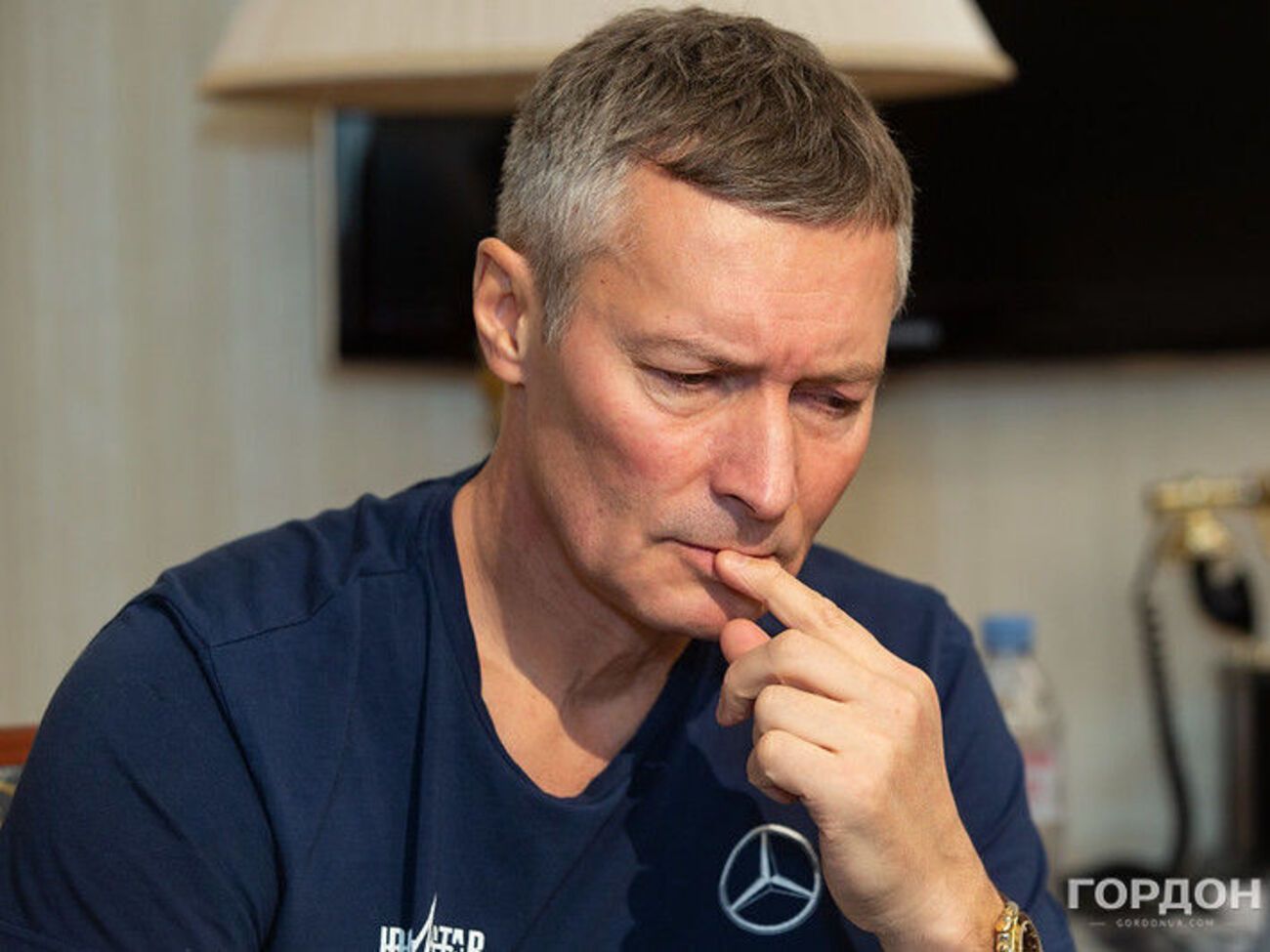 Ройзман: Абсолютно усвідомлено опустили ціни на нафту, після чого наша країна розпалася