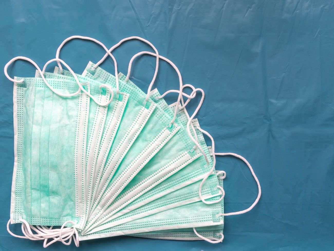 Наразі в Україні &ndash; 26 підтверджених випадків COVID-19, троє людей померли