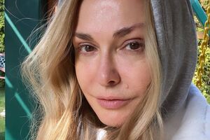 Сумська: Наша ялиночка простояла до весни!