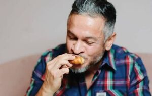 Хименес-Браво рекомендует мыть руки до, во время и после приготовления еды