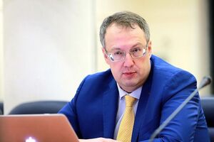 Геращенко: Шахов деякий час не хотів про це заявляти, але потім ми його дуже сильно попросили. Він зізнався