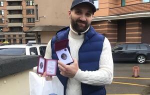 За спасение людей Тедеев получил награду от столичного управления ГСЧС