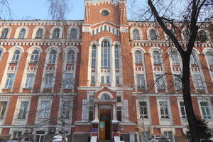 Александровская больница принимает больных COVID-19