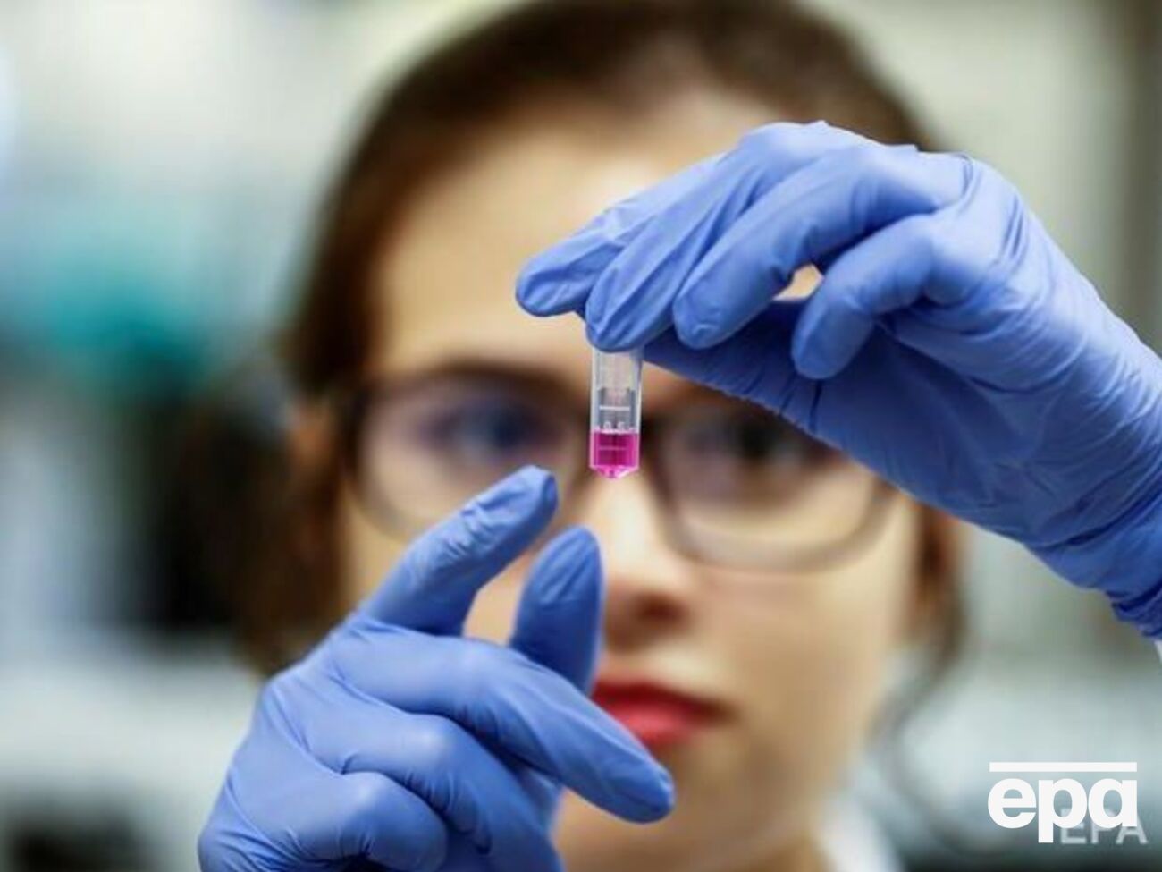 Если добровольцы после введения препарата не заболеют, то лекарство будет считаться эффективным