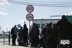 Украина закрывает пункты пропуска на Донбассе