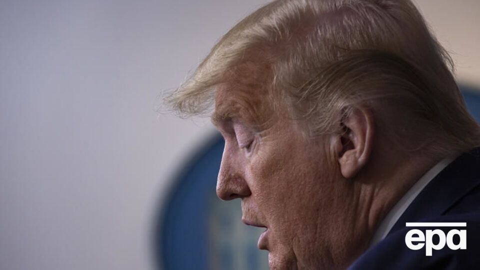 Трамп не воспринимал всерьез угрозу коронавирусной эпидемии, пишет WP