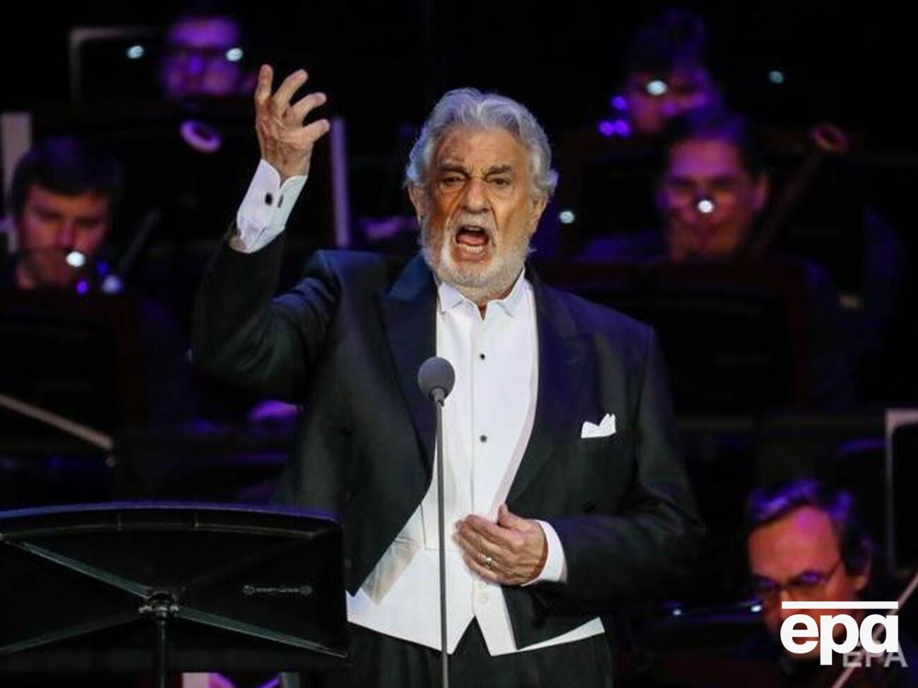 Домінго закликав людей бути гранично обережними