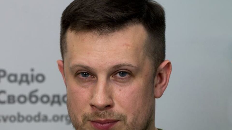 Андрій Білецький: "Слуги народу" сидять у Києві, бо очікують розпродажу української землі за безцінь