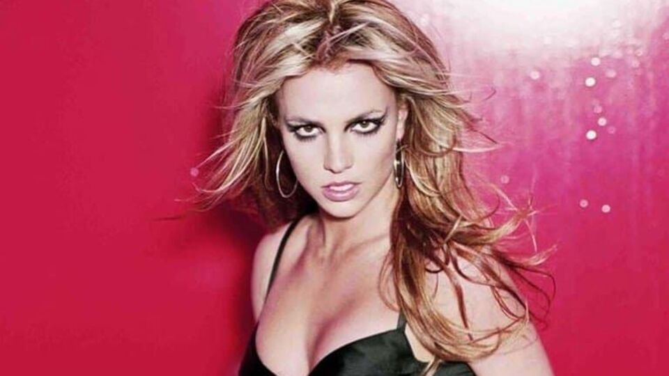 Спирс пообещала финансово помочь троим подписчикам своей страницы