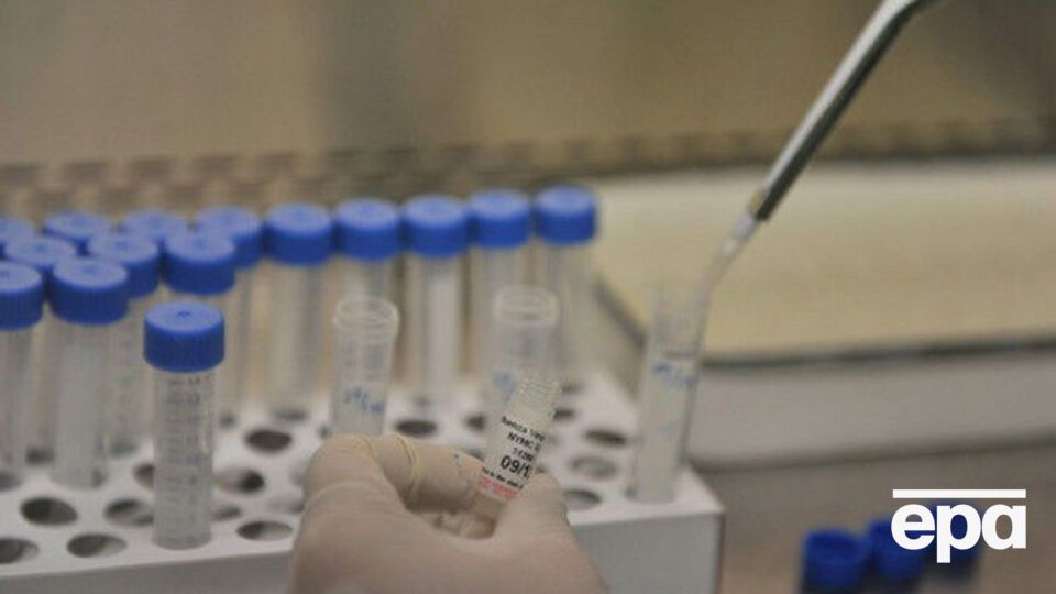 Після введення вакцини учасники експерименту проведуть 14 днів на карантині під медичним наглядом