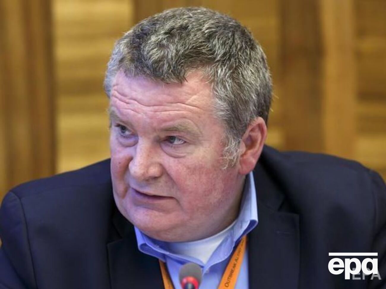 Райан: Как только мы замедлим передачу вируса, мы должны атаковать сам вирус