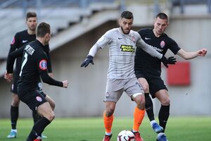 Чемпіонат України з футболу зупинили 17 березня