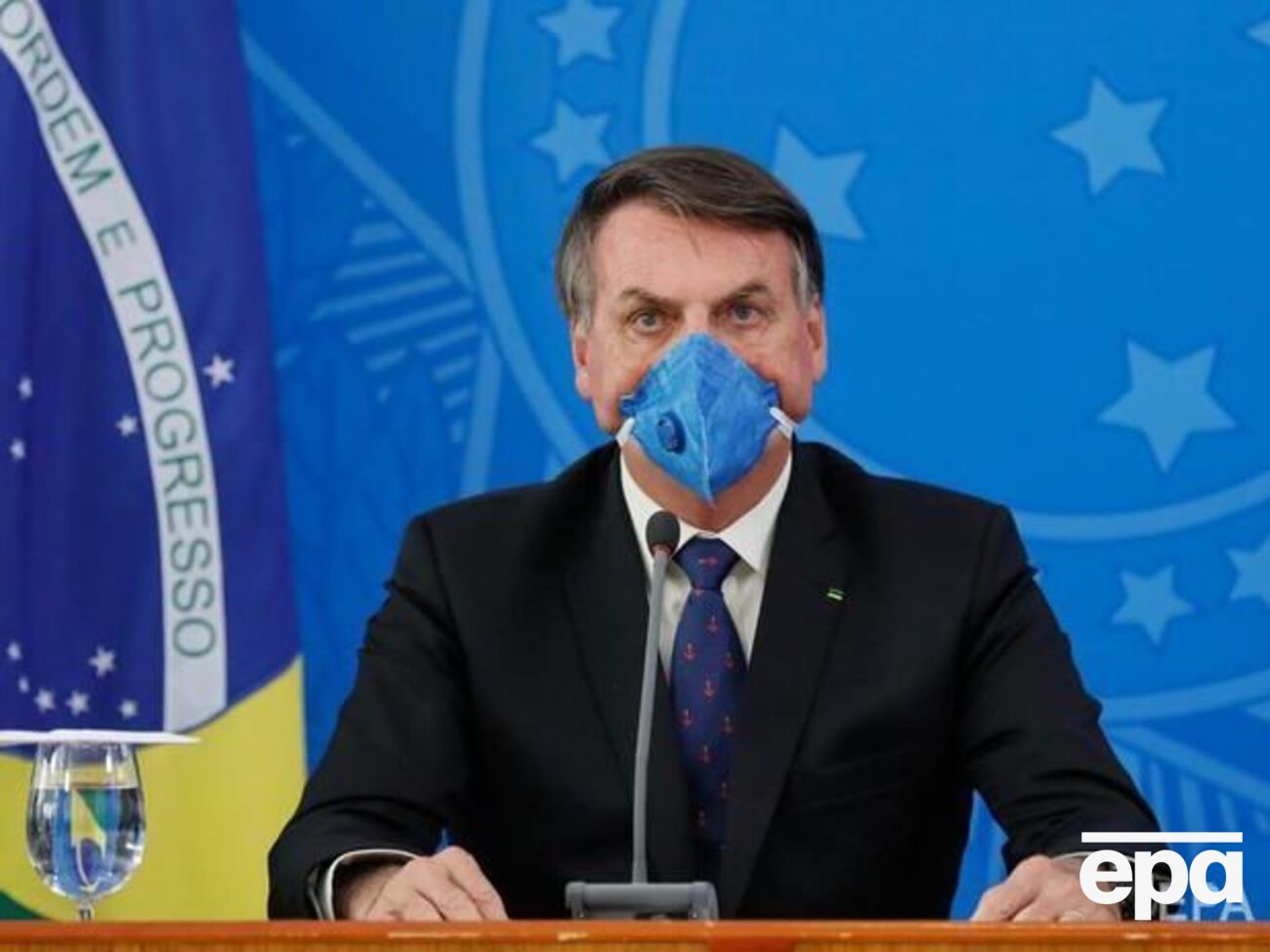 Болсонару вважає, що громадян Бразилії було обмануто губернаторами і ЗМІ щодо епідемії коронавірусу