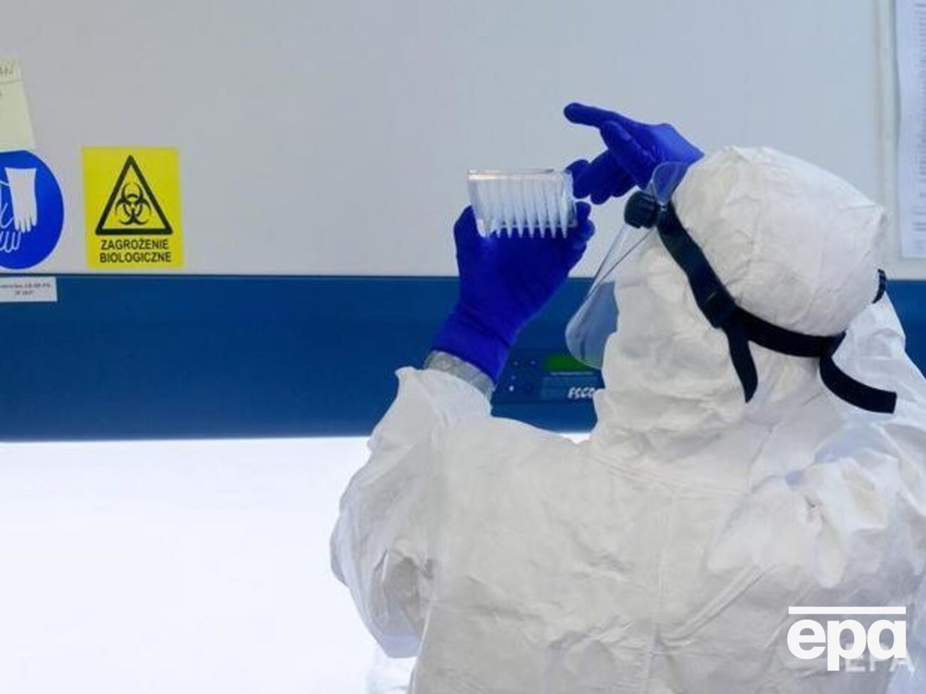 В Польше заражено коронавирусом 692 человека, из них восемь умерли