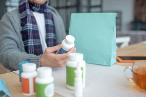 Решение о доставке лекарств принято в связи с введением карантина в Украине