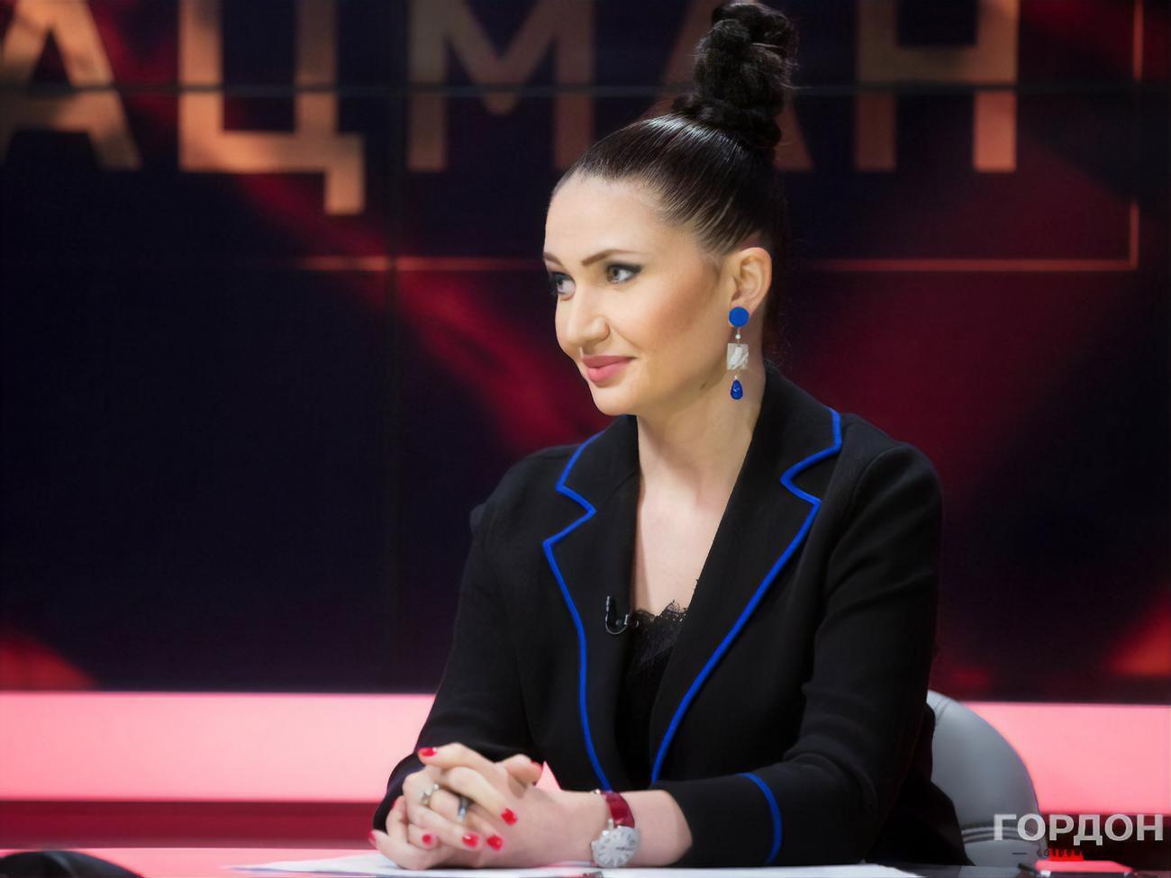 Alesia Batsman:&nbsp;Not only we work from our own homes, we work from our homes in different cities and towns of Ukraine, and we like it!