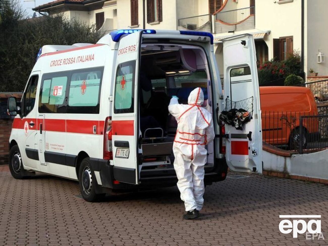 Маттіа кілька днів провів у лікарні в Кодоньо, а потім його перевели у клініку в Павії