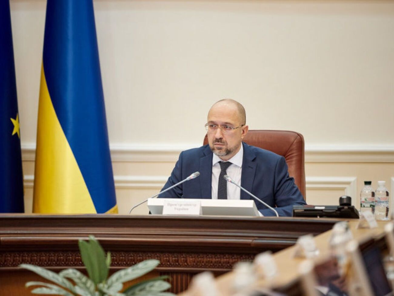 Шмигаль: Показник держборгу до ВВП упав до рекордно низьких 44,3%