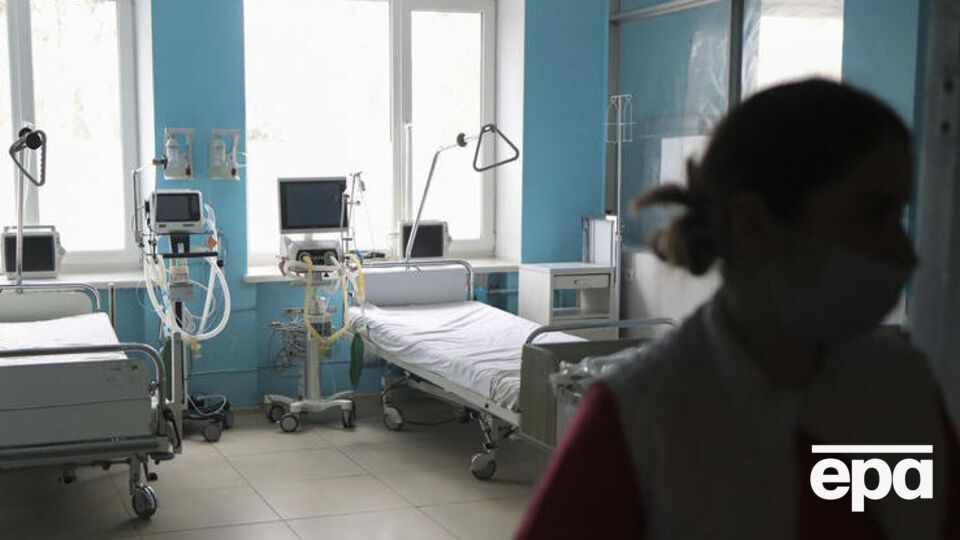 Міністерство охорони здоров'я повідомляло, що в Україні 2 тис. лікарів-інфекціоністів та 5 тис. інших медпрацівників, які працюють в інфекційних лікарнях