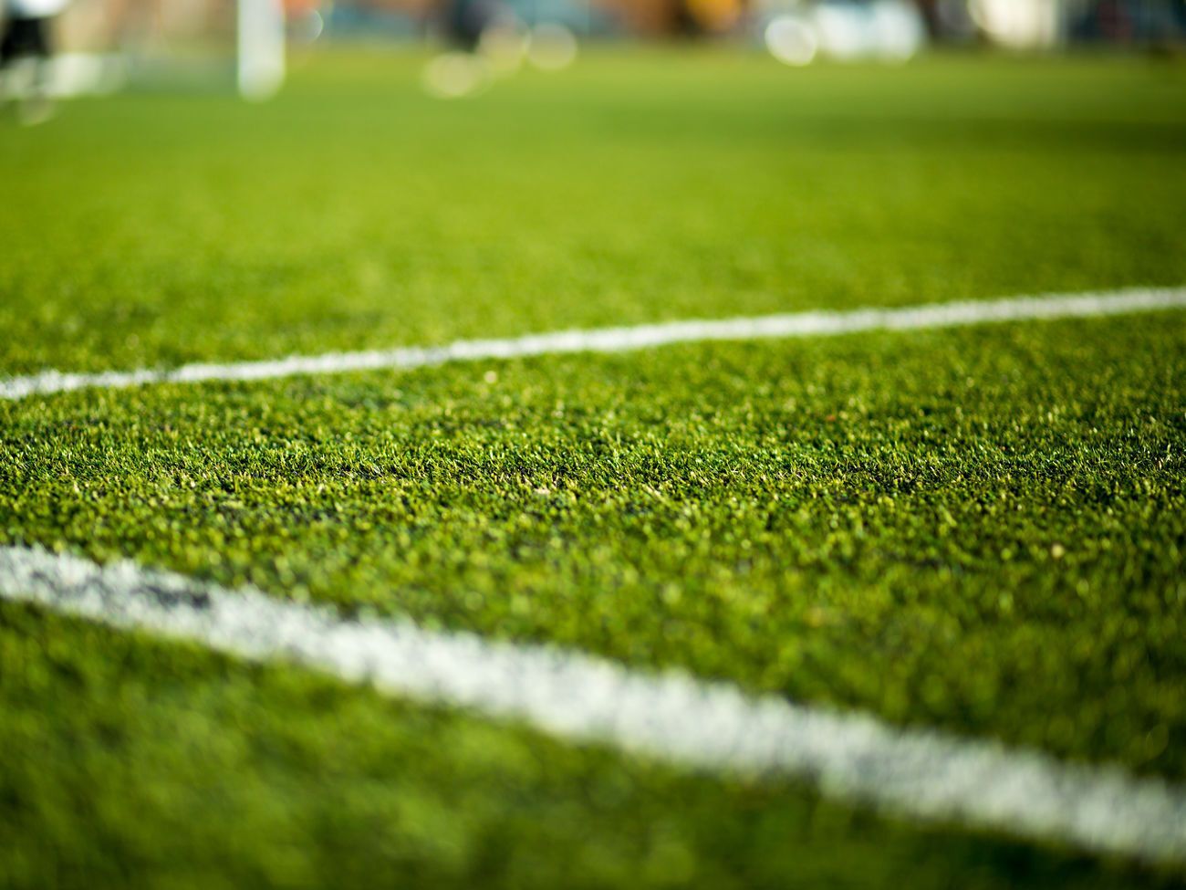 Правоохранители направили подозрение руководителю "ФФУ Продакшн" по строительству футбольных полей, но он сделал все, чтобы его не получить