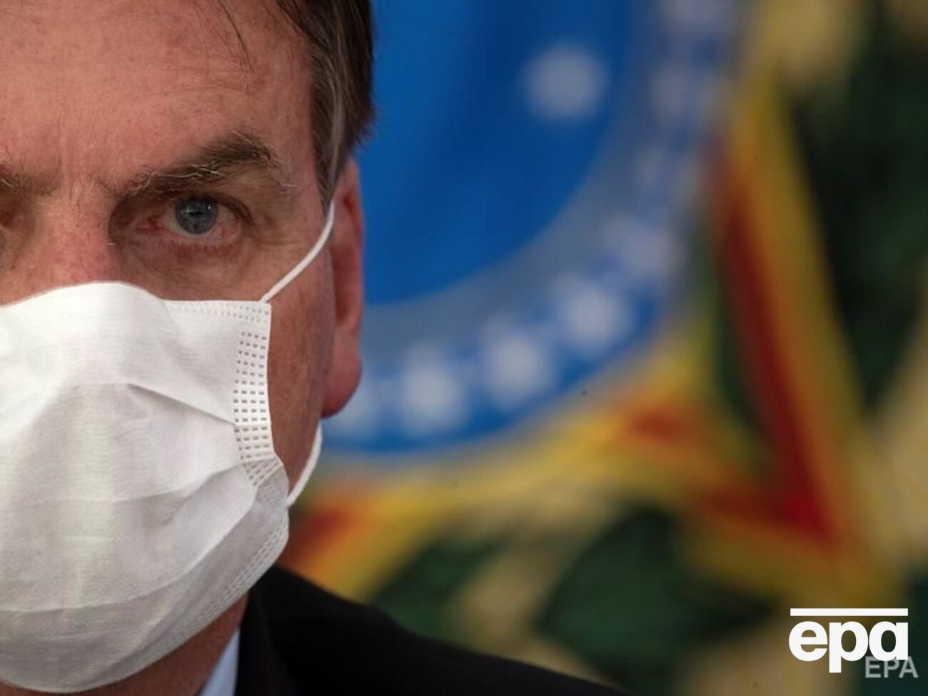 Болсонару считает, что коронавирус для него не угроза