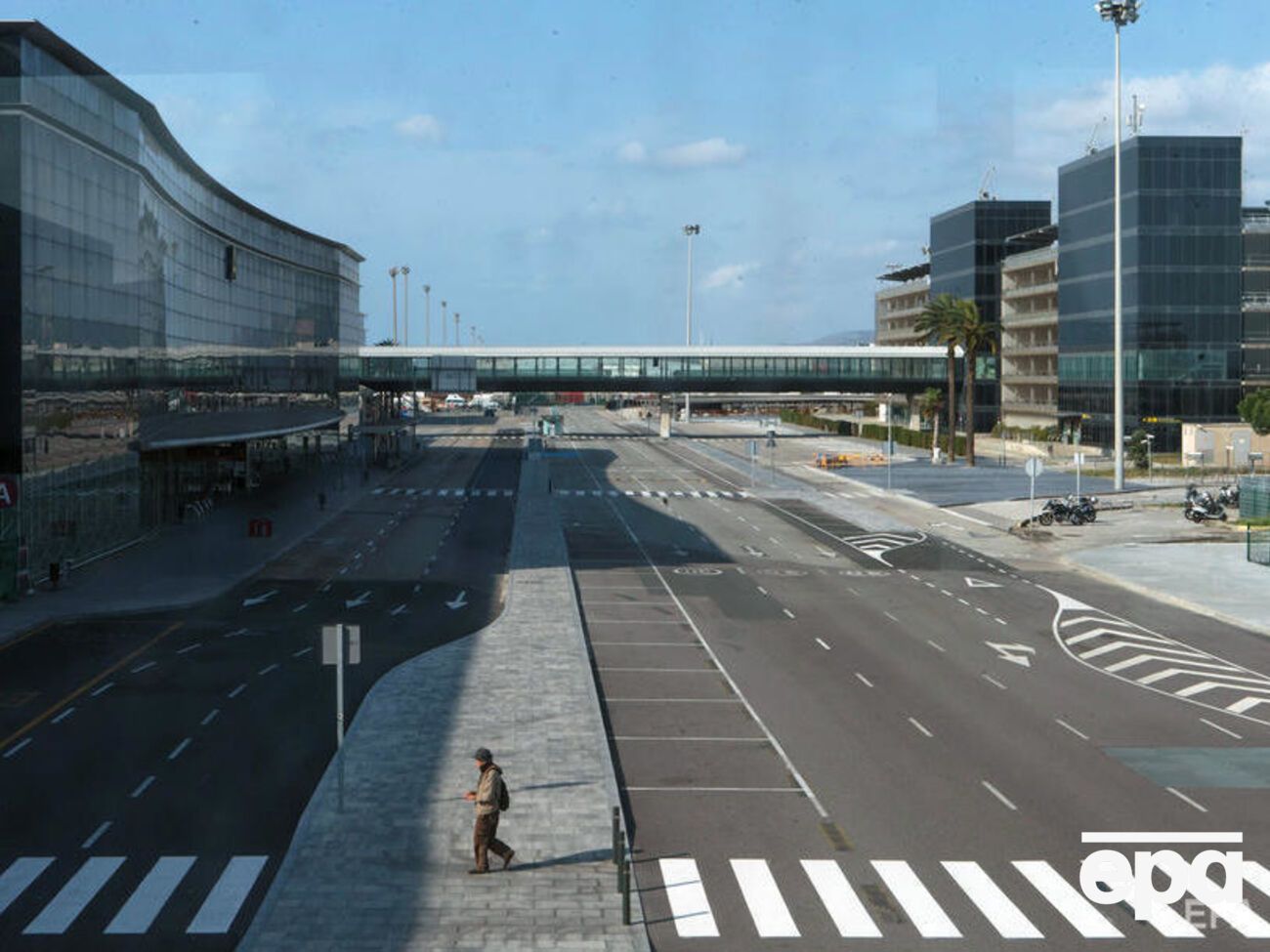 В Испании заявили, что минимизировали социальные контакты