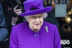 Королева не бачилася із принцом Чарльзом два тижні