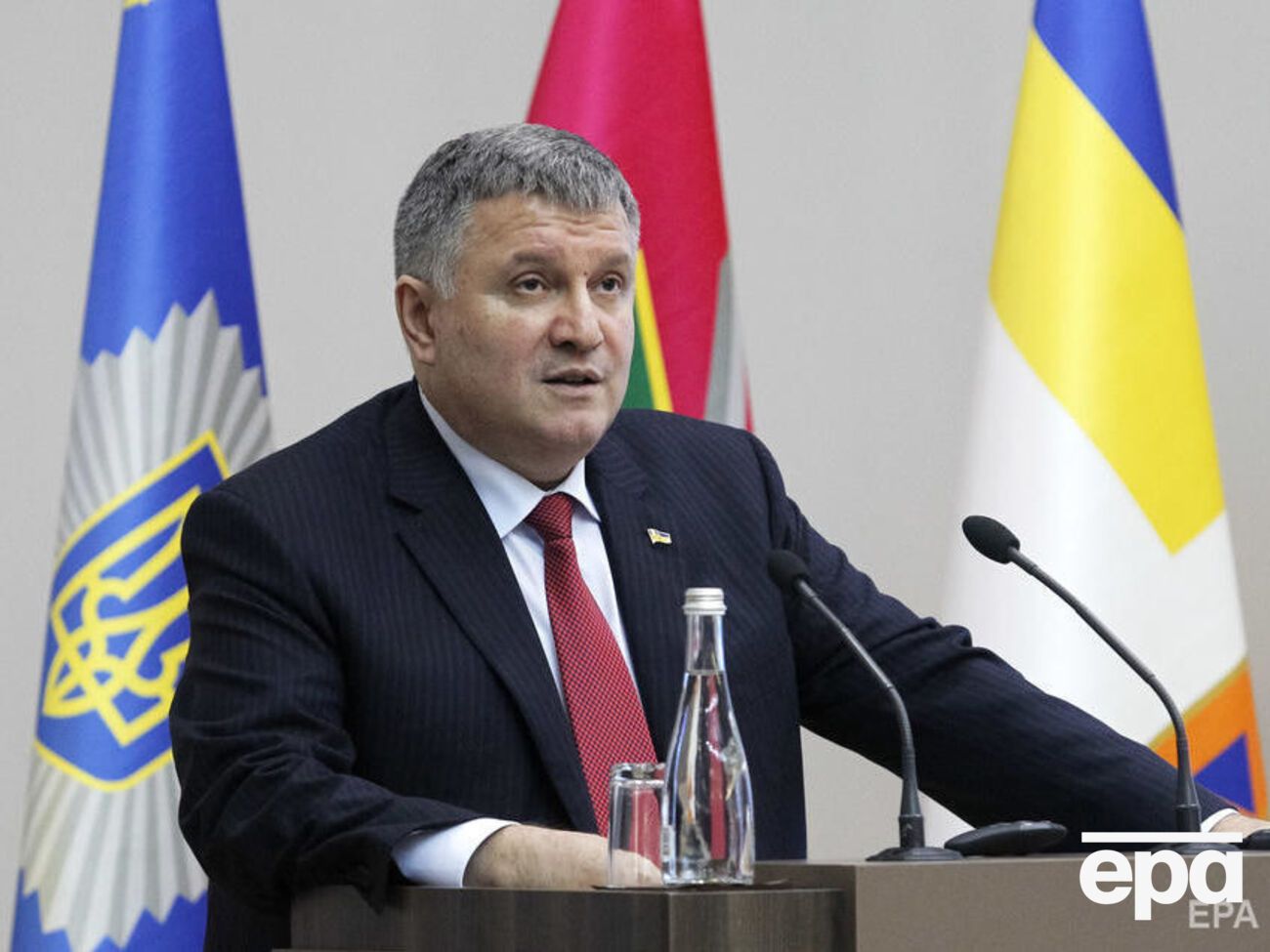 Аваков пояснив відмінності надзвичайного стану від надзвичайної ситуації