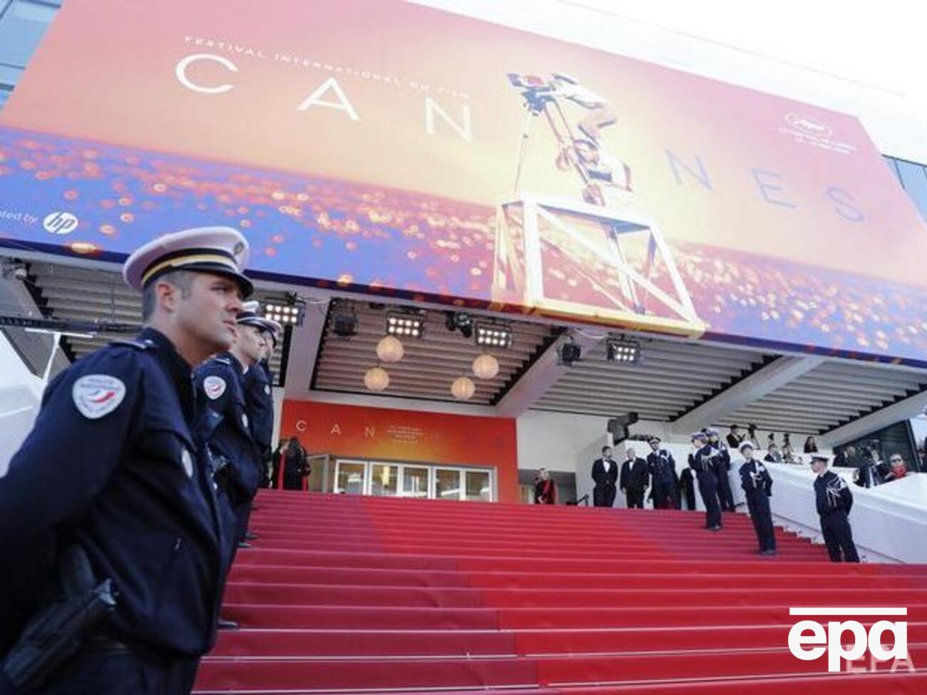 На время карантина внутри дворца будут жить люди, не имеющие работы и собственного жилья