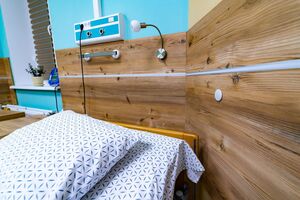 Журналисты Bihus.info заявляли, что в Киеве в некоторых больницах должны создать условия лечения "особых пациентов"