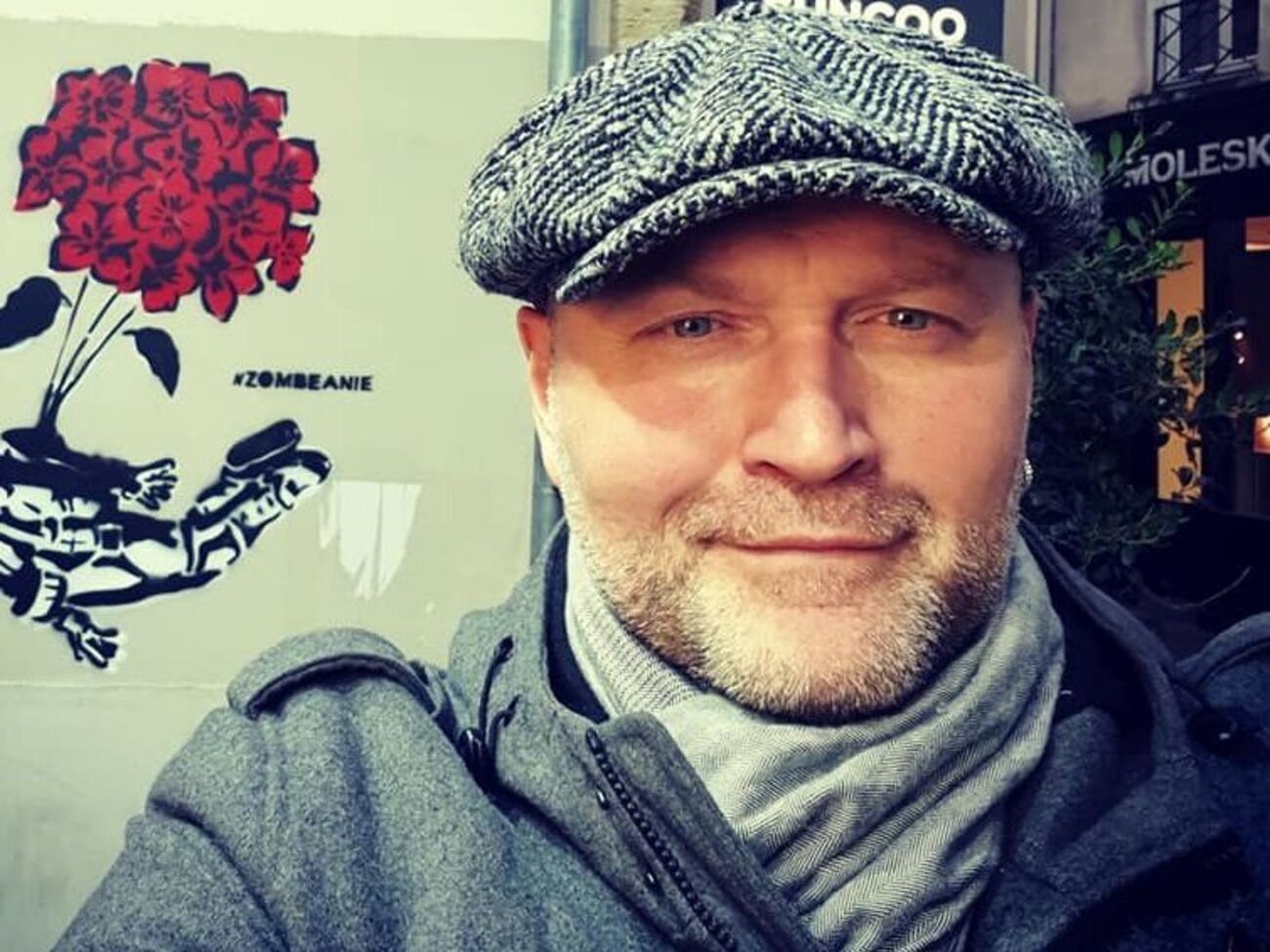 Покажите хоть одну страну в мире, где министр списал бы в трупы всех граждан старше 65 лет и остался на своей должности