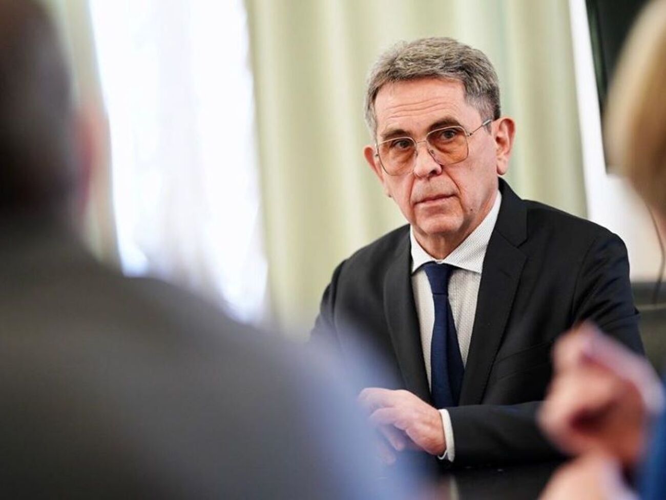 Ємець; Ви підрахуйте, скільки нам треба виділити фінансів на живих людей, а не на трупи