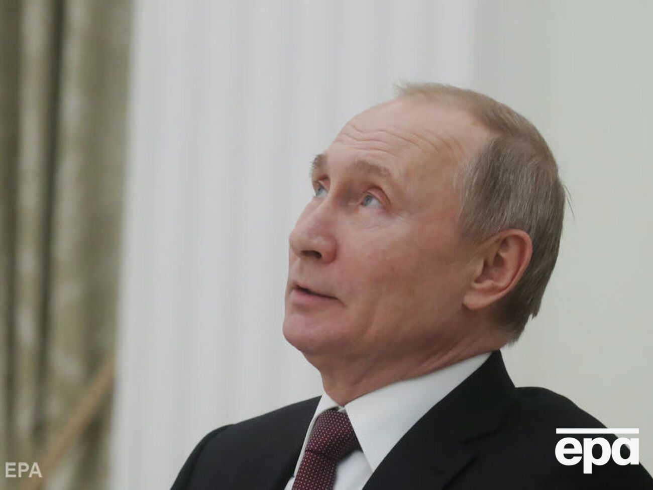 Путин занимает должность президента РФ с 2000 года с перерывом в&nbsp;2008&ndash;2012 годах, когда он был главой правительства