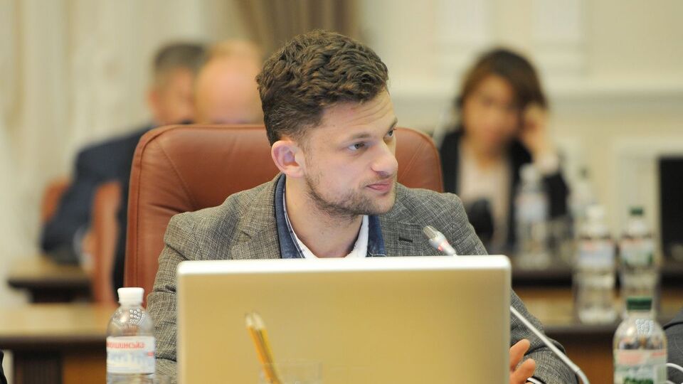 Дубилет проработал в Кабмине полгода