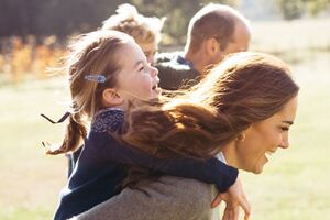 Діти герцога і герцогині Кембриджських знялися в соціальному ролику