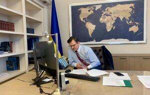 Кулеба провел телефонный разговор с австрийским коллегой