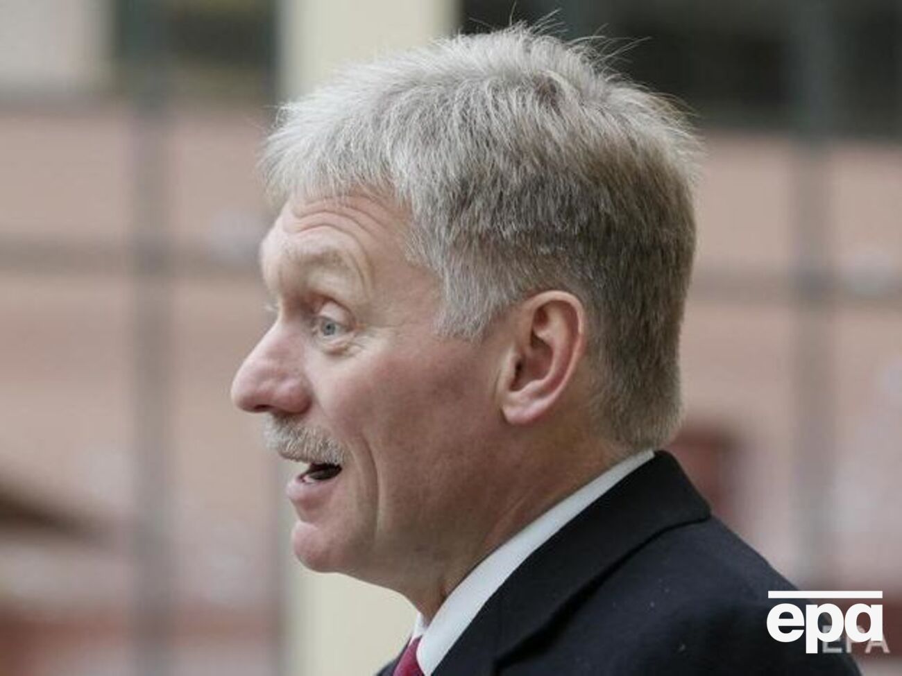 Песков утверждает, что Путин с инфицированным не общался