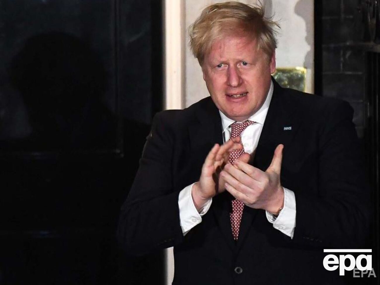 Джонсон пішов на самоізоляцію