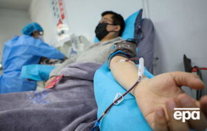 В Китае утверждают, что риск распространения коронавируса значительно снизился, но официальные данные ставятся под сомнение