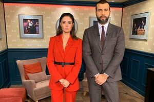 В разговоре с Ургантом актриса сообщила, что ее развод с Прилучным будет цивилизованным