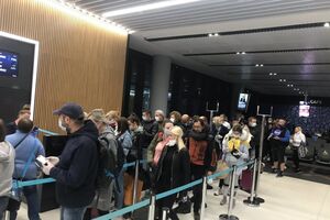 До сьогодні всі українці мали повернутися на батьківщину з-за кордону