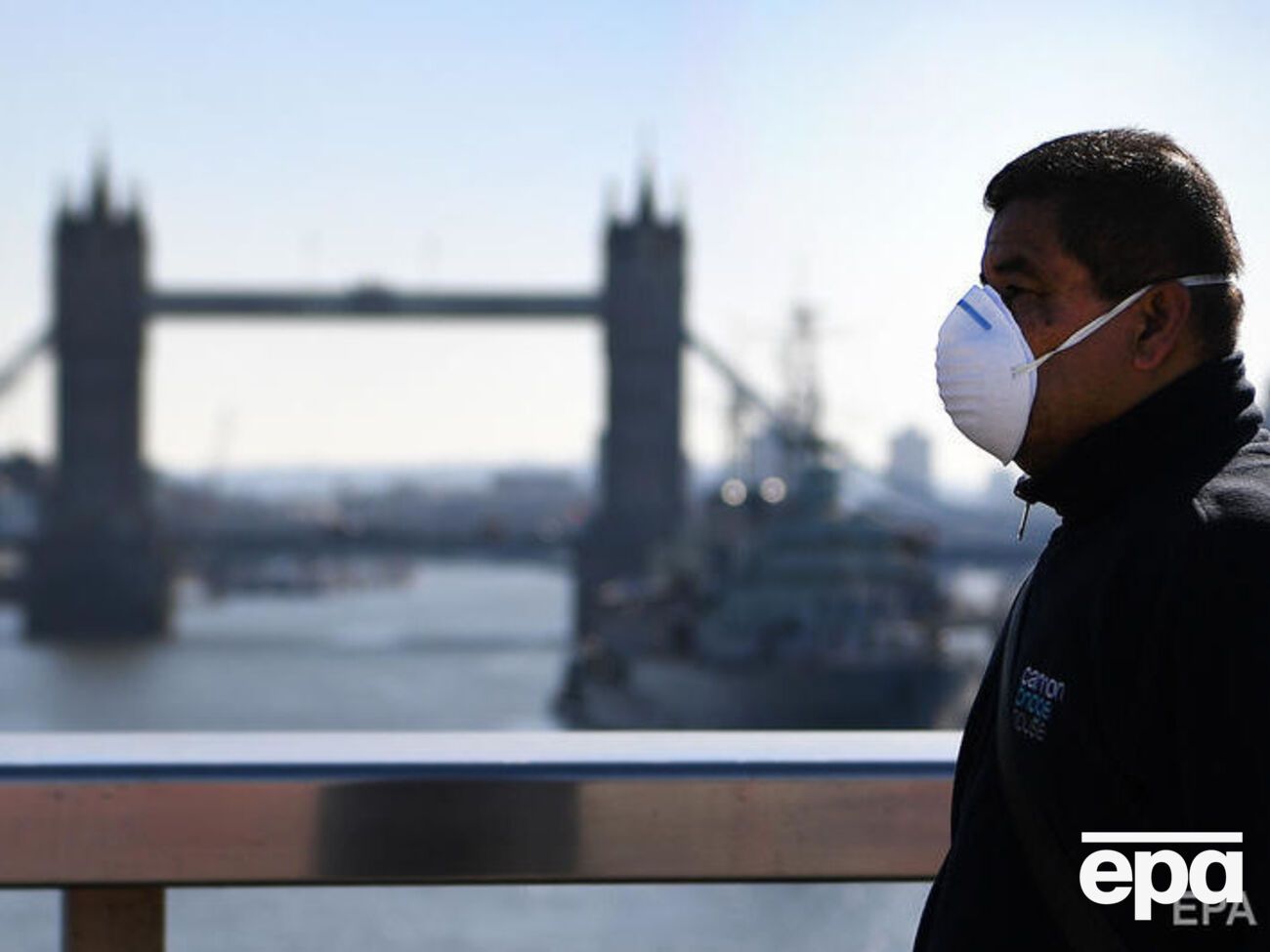 В Британии коронавирусом заразились более 15 тыс. человек