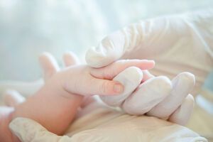 Инфицированный младенец госпитализирован