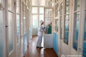 Чоловік перебуває в одній із лікарень Чернівецької області